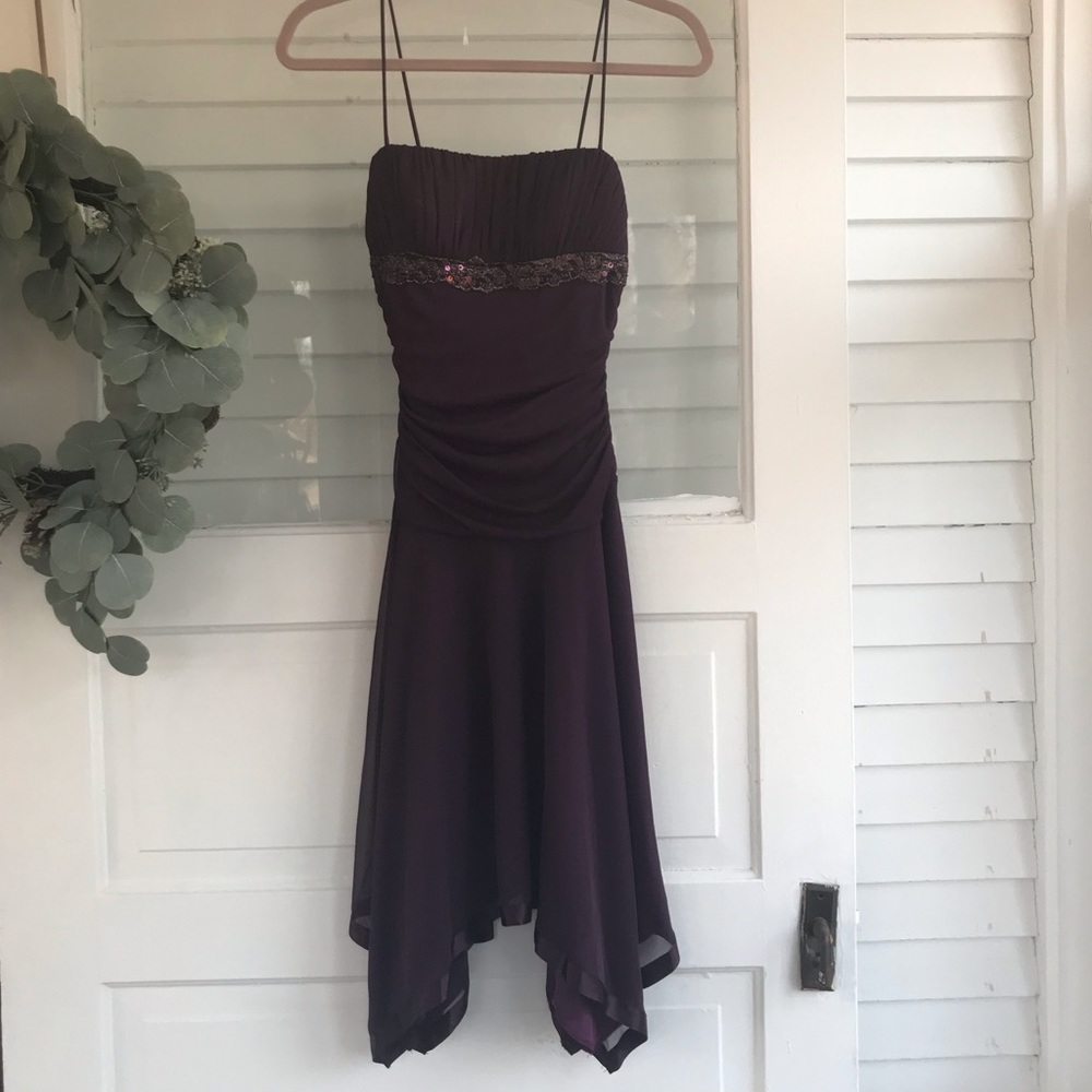 💥LAST CHANCE 💥 Eggplant Colored Dress